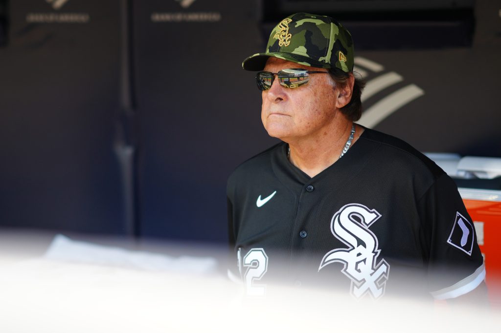 Tony La Russa said he doesn't agree to protest the flag and the national anthem because they aren't "The right places to try to express your objections."